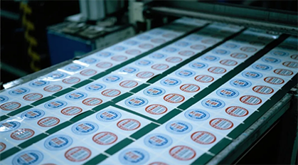 Questo controller laser apre nuove possibilità per la fustellatura laser.